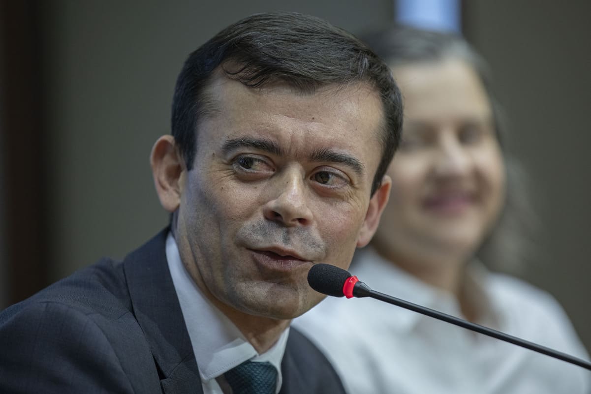 Revisão de debêntures incentivadas segue no radar, diz Tesouro